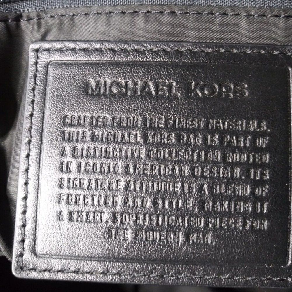Michael Kors Parker Messenger Bag Black Shoulder Bag - Picture 5 of 12